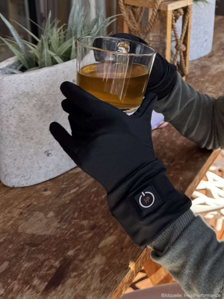 So bleiben Senioren in Deutschland warm und aktiv im Winter